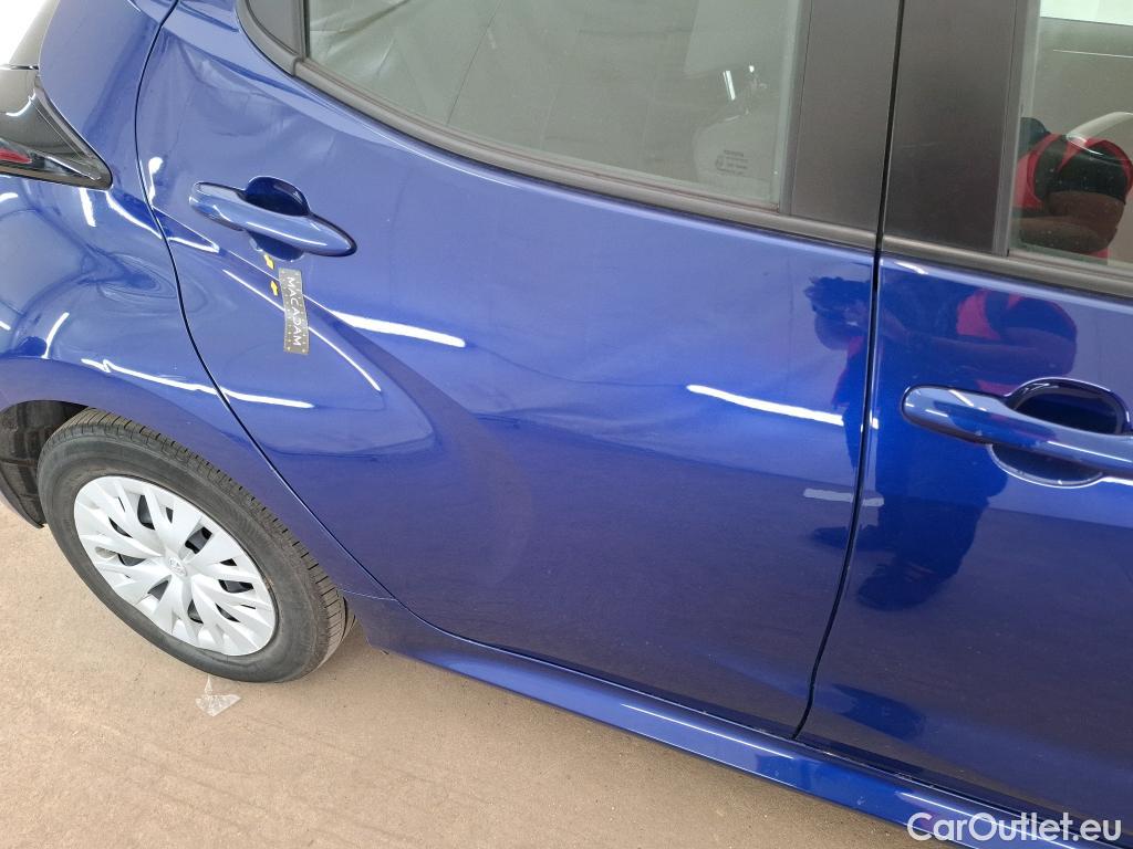  Toyota  Yaris TOYOTA  Hybride / 2019 / 5P / Berline Hybride 116h France Business Stage Acad #56