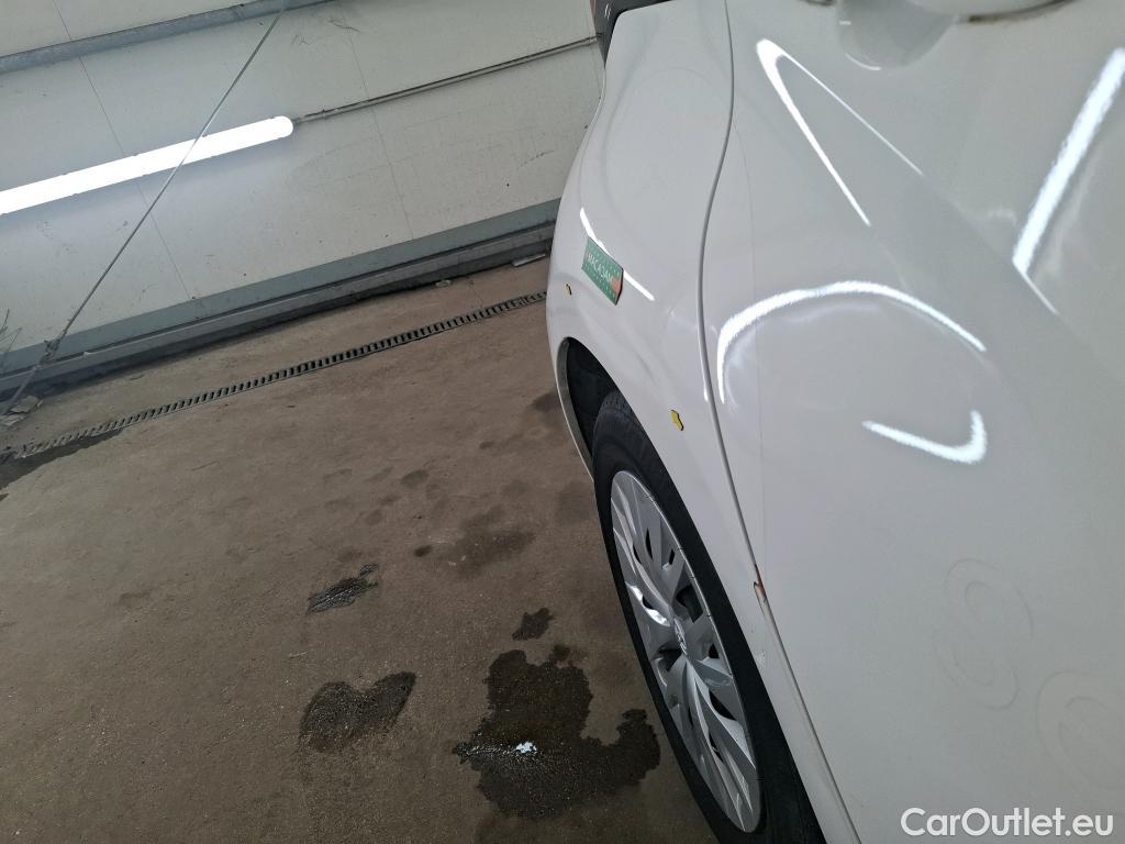  Toyota  Yaris TOYOTA  Hybride / 2019 / 5P / Berline Hybride 116h Dynamic Business Beyond Zer #4