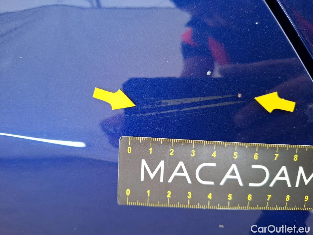  Toyota  Yaris TOYOTA  Hybride / 2019 / 5P / Berline Hybride 116h France Business Stage Acad #51