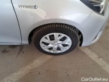  Toyota  Yaris TOYOTA  / 2017 / 5P / BERLINA 1.5 HYBRID BUSINESS #17