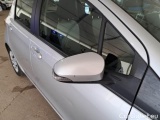  Toyota  Yaris TOYOTA  / 2017 / 5P / BERLINA 1.5 HYBRID BUSINESS #33