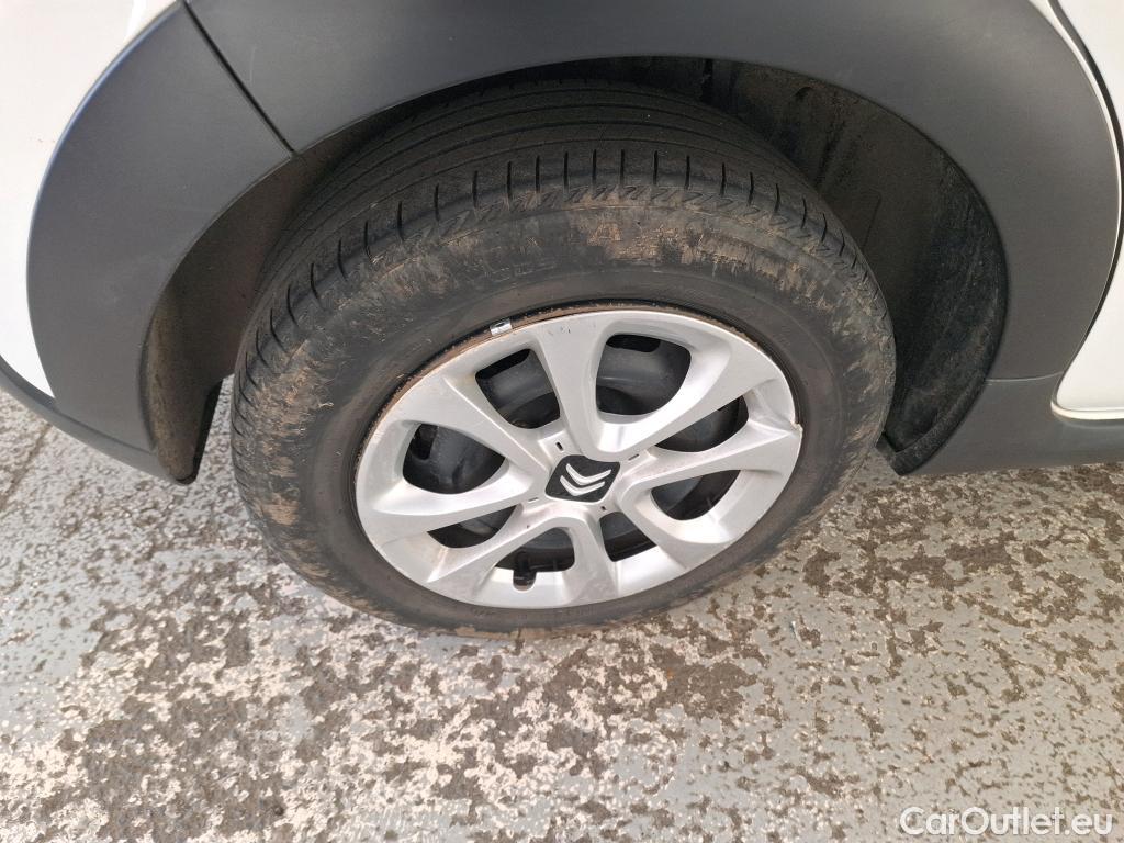  Citroen  C3  Société Feel 1.5 BlueHDI 100CV BVM6 E6d #18
