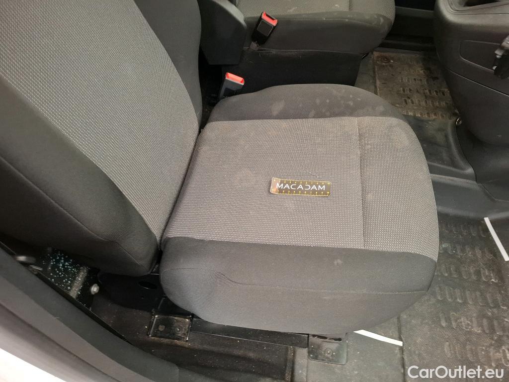  Citroen  Berlingo CITROEN  / 2018 / 4P / Fourgonnette M 650kg BlueHDi 75 S&S BVM Club #15