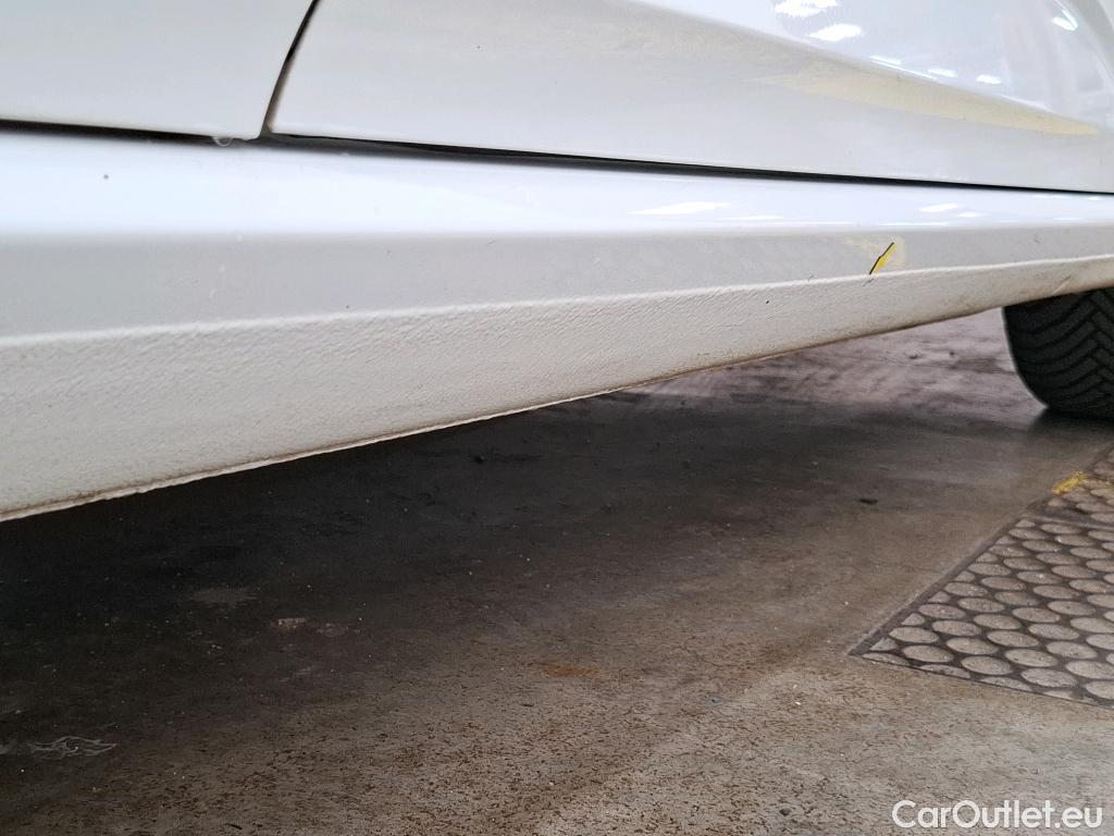  Renault  Megane  IV Berline 5pt. Société Air Nav 1.5 dCi 90CV BVM6 E6 #15