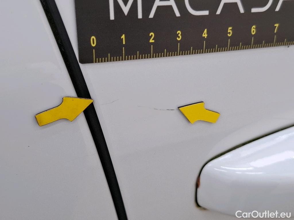  Renault  Megane  IV Berline 5pt. Société Air Nav 1.5 dCi 90CV BVM6 E6 #32
