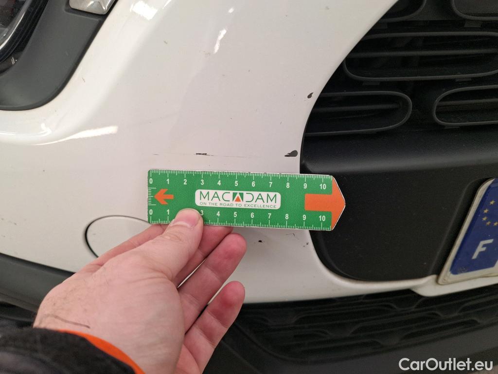  Citroen  C3  Société Feel 1.5 BlueHDI 100CV BVM6 E6d #28