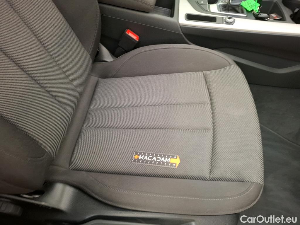 Audi  A4 AUDI  Avant / 2019 / 5P / Break 30 TDI 136 S tronic Business Line Plus #11