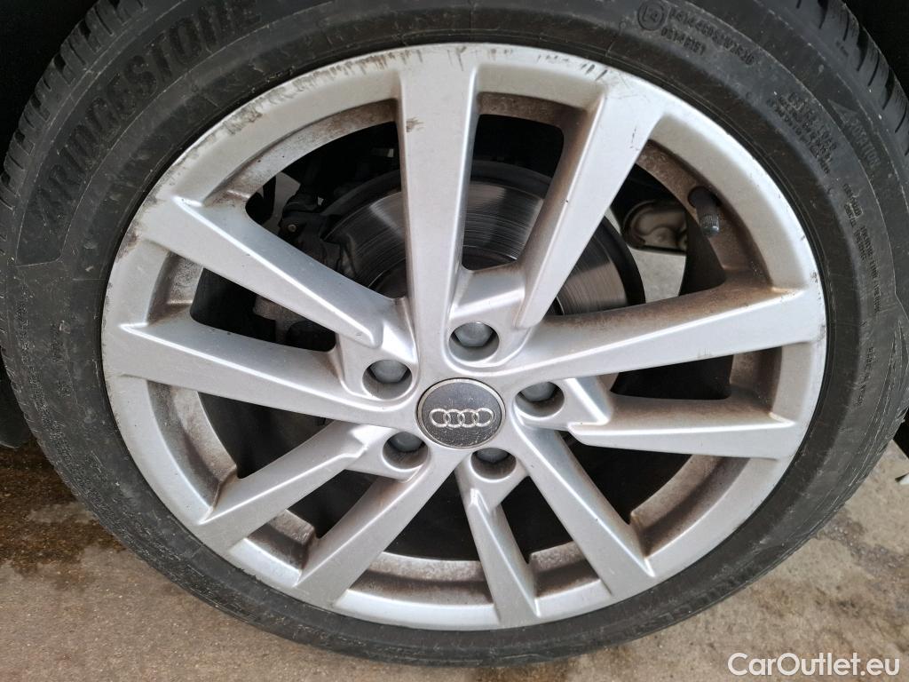  Audi  A3 AUDI  Sportback / 2016 / 5P / Berline 35 TFSI 150 COD S TRONIC BUSINESS LINE #47