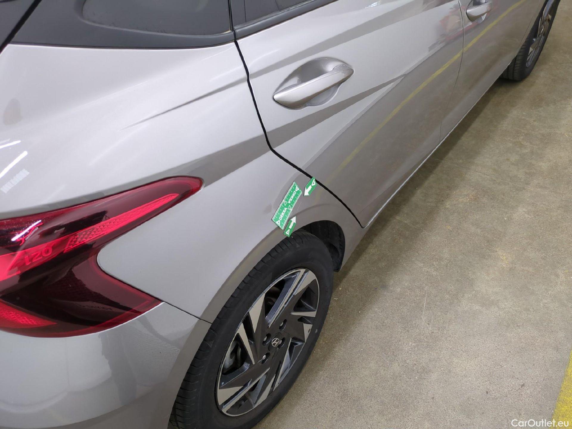  Hyundai  i20 HYUNDAI  / 2020 / 5P / Berline 1.0 T-GDI 100 HYBRID 48V Intuitive #1