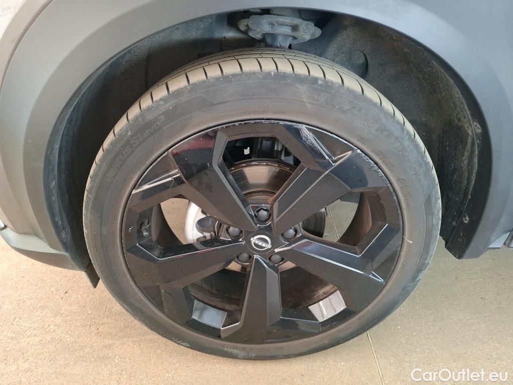  Nissan  Juke NISSAN  / 2019 / 5P / Crossover Hybrid 143 Premiere Edition #4