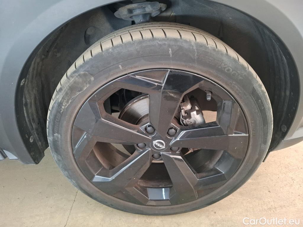  Nissan  Juke NISSAN  / 2019 / 5P / Crossover Hybrid 143 Premiere Edition #10