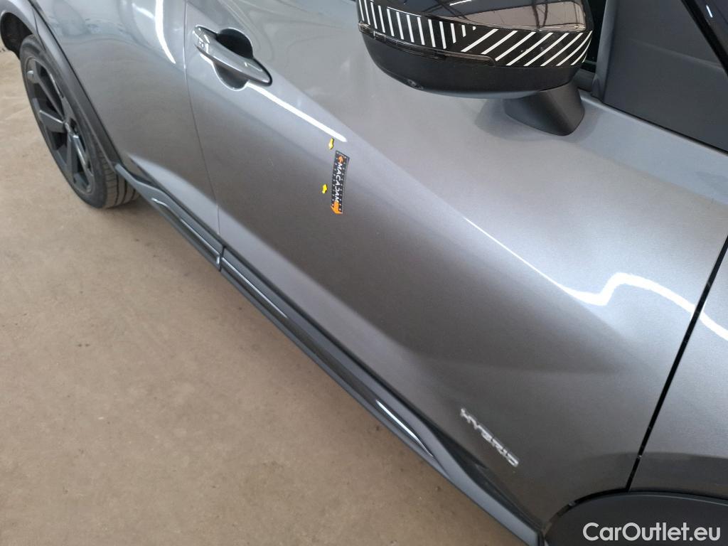  Nissan  Juke NISSAN  / 2019 / 5P / Crossover Hybrid 143 Premiere Edition #1