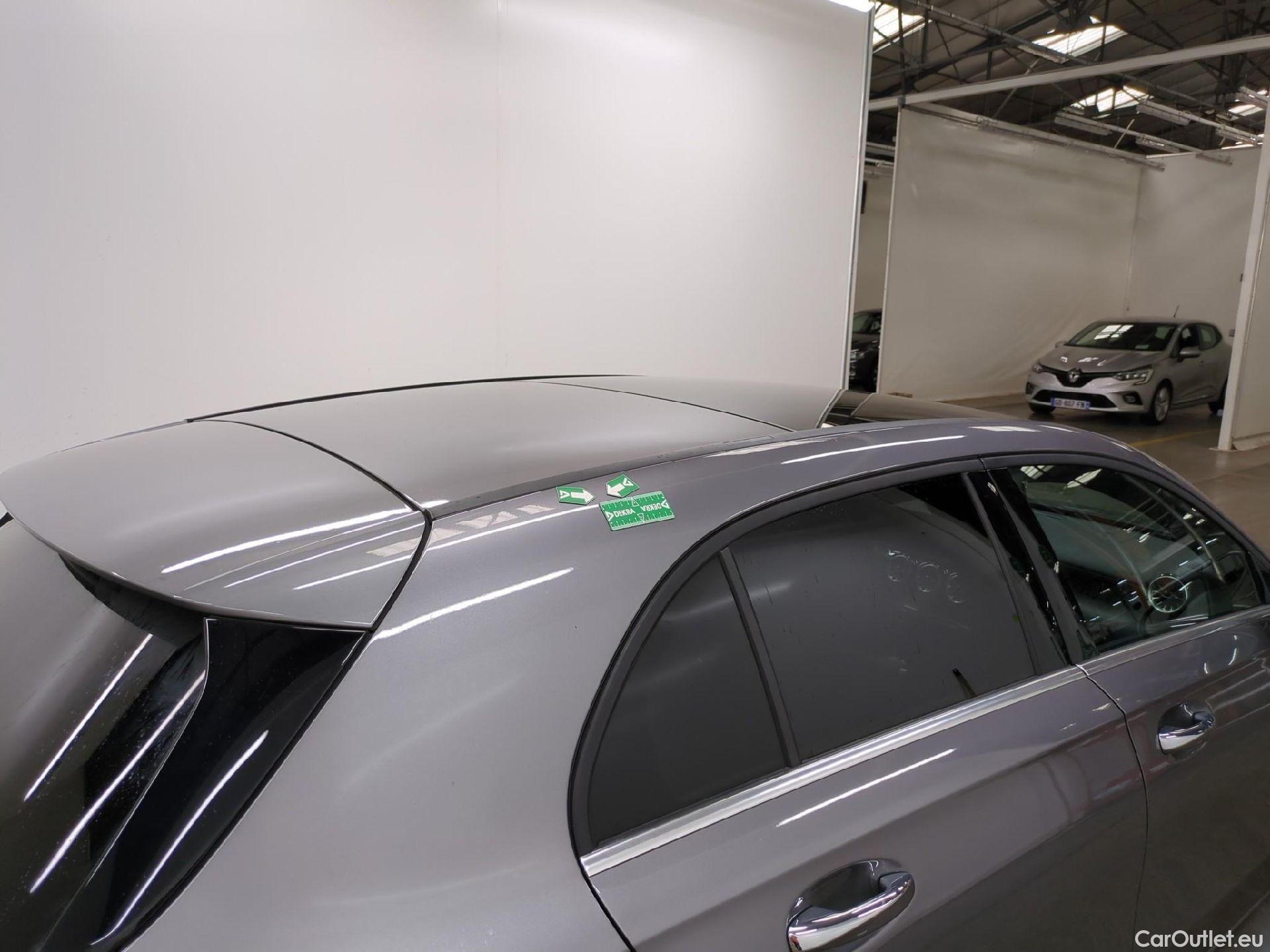  Mercedes  A-Klasse MERCEDES-BENZ Classe A Compact / 2018 / 5P / Berline A 200 Business Line 7G-DCT #11