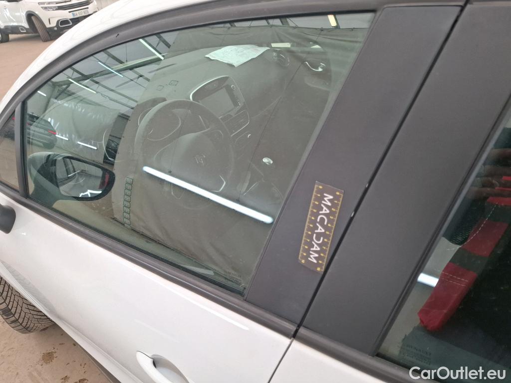  Renault  Clio  IV Business 0.9 TCe 90CV BVM5 E6 #38