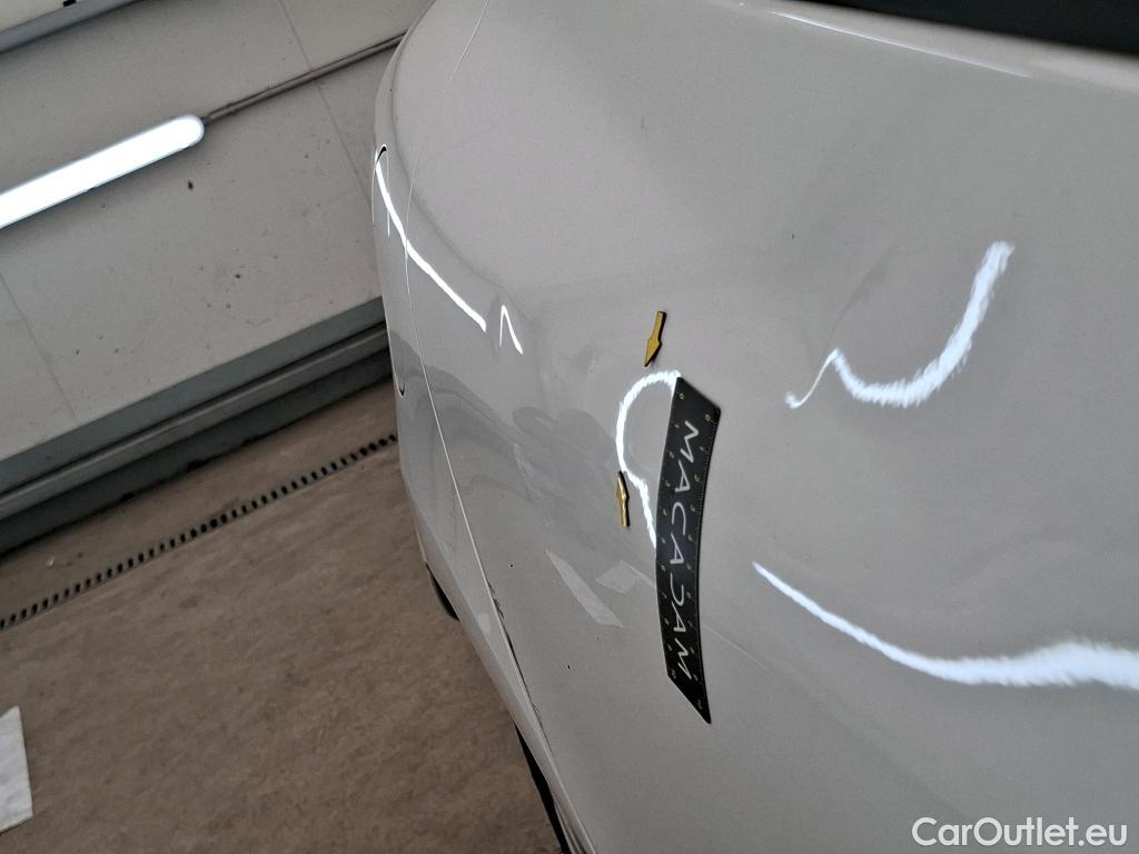  Renault  Clio  IV Air MediaNav 1.5 dCi 75CV BVM5 E6 #10