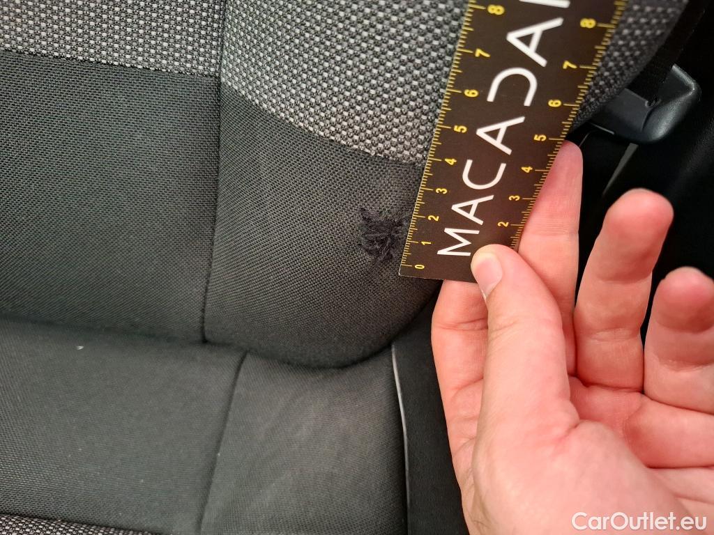  Citroen  C3  Société Feel 1.5 BlueHDI 100CV BVM5 E6dT #2