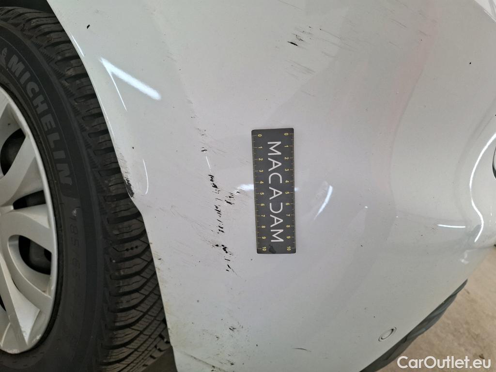  Renault  Clio  IV Air MediaNav 1.5 dCi 75CV BVM5 E6 #17