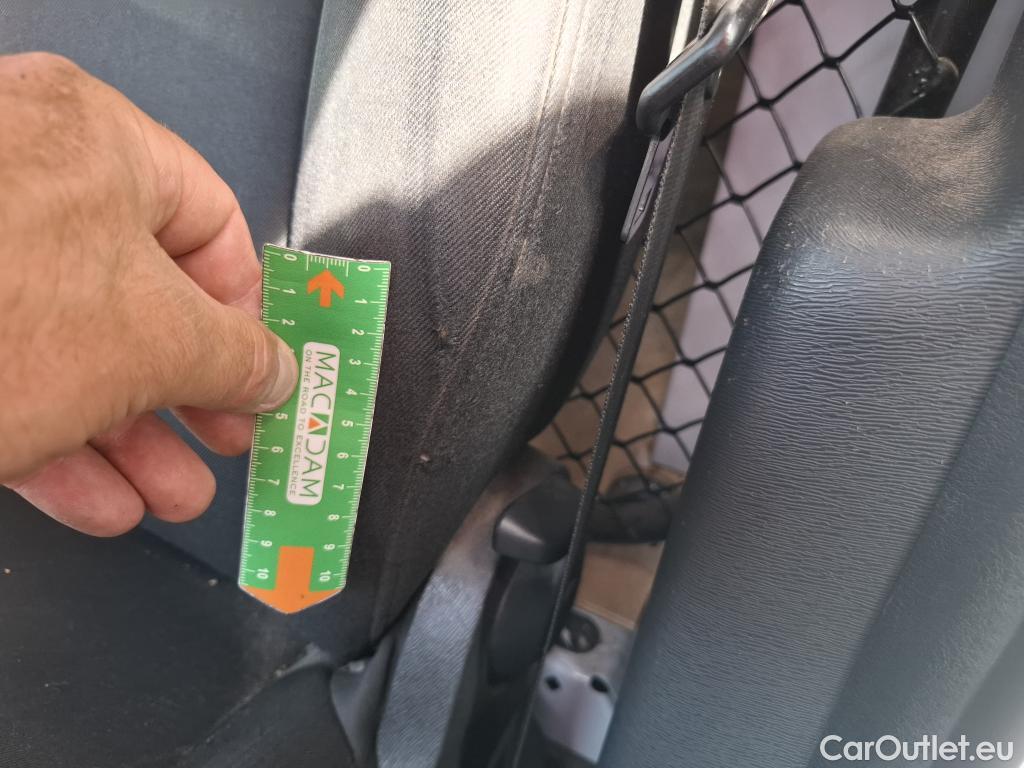  Renault  Kangoo RENAULT  Express VU 4p Fourgonnette Grand Confort dCi 90 EDC #19