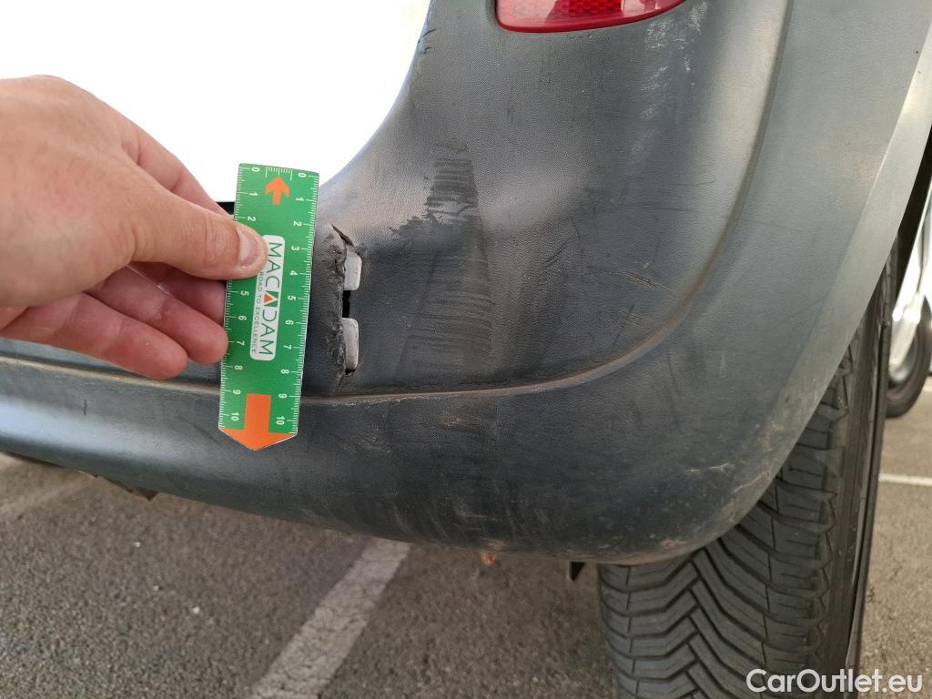  Renault  Kangoo RENAULT  Express VU 4p Fourgonnette Grand Confort dCi 90 EDC #29