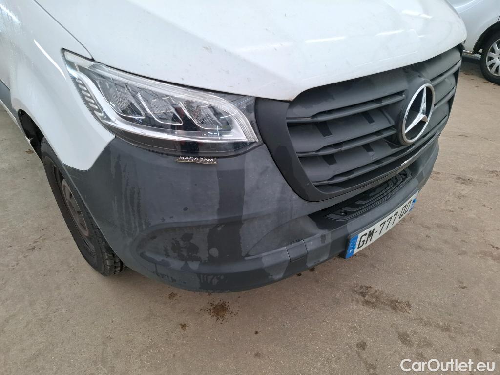  Mercedes  Sprinter MERCEDES-BENZ  / 2018 / 4P / Fourgon tôlé 317 FG 37 3,5t PRO Propu. #43