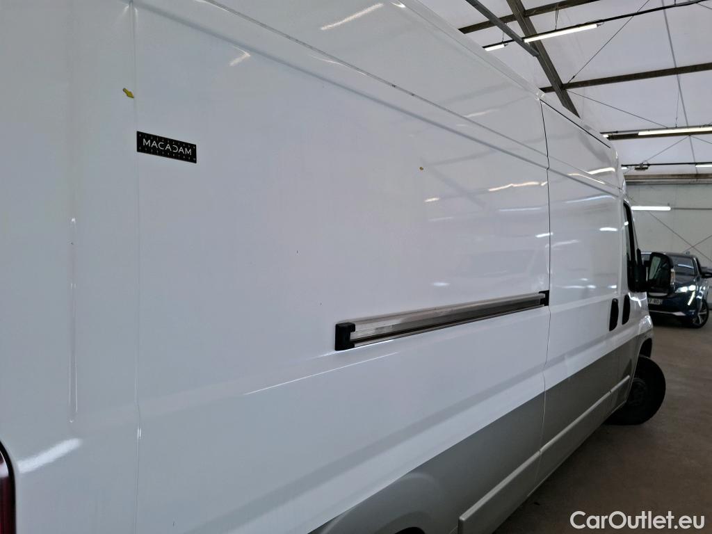  Citroen  Jumper CITROEN  / 2014 / 4P / Fourgon tôlé 35 L3H2 BlueHDi 110 BVM6 Club #1