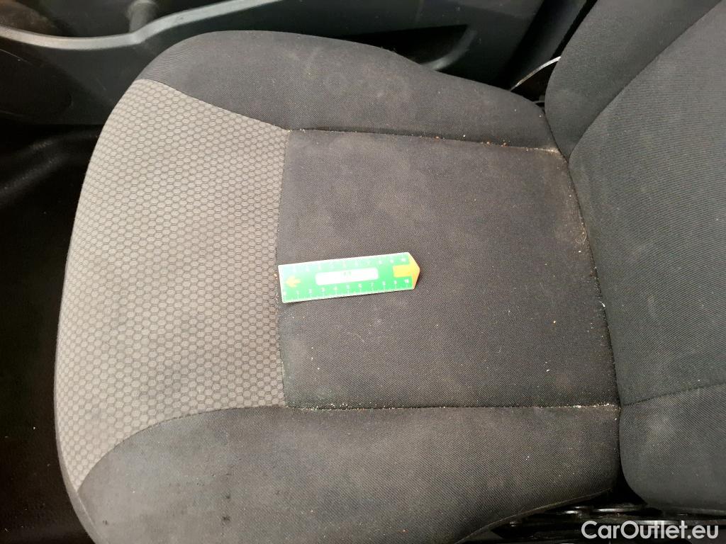  Renault  Kangoo RENAULT  Express VU 4p Fourgonnette Grand Confort dCi 90 EDC #112