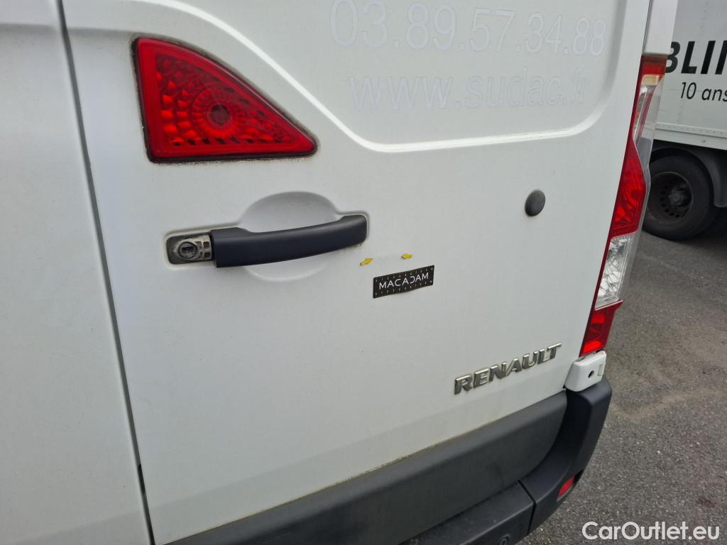  Renault  Master  III Fourgon L2H2 3 5 Grand Confort dCi 130CV BVM6 E6 #27