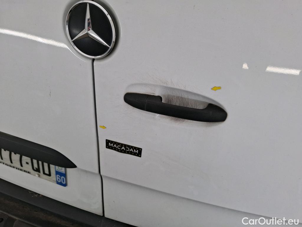  Mercedes  Sprinter MERCEDES-BENZ  / 2018 / 4P / Fourgon tôlé 317 FG 37 3,5t PRO Propu. #16