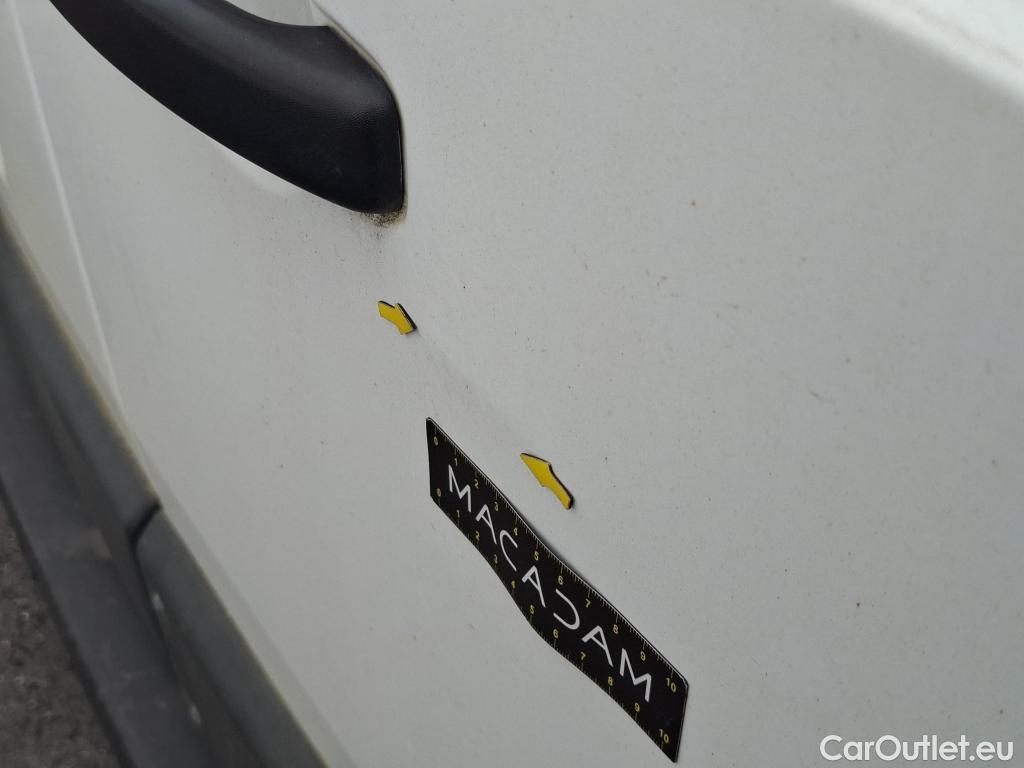  Renault  Master  III Fourgon L2H2 3 5 Grand Confort dCi 130CV BVM6 E6 #31