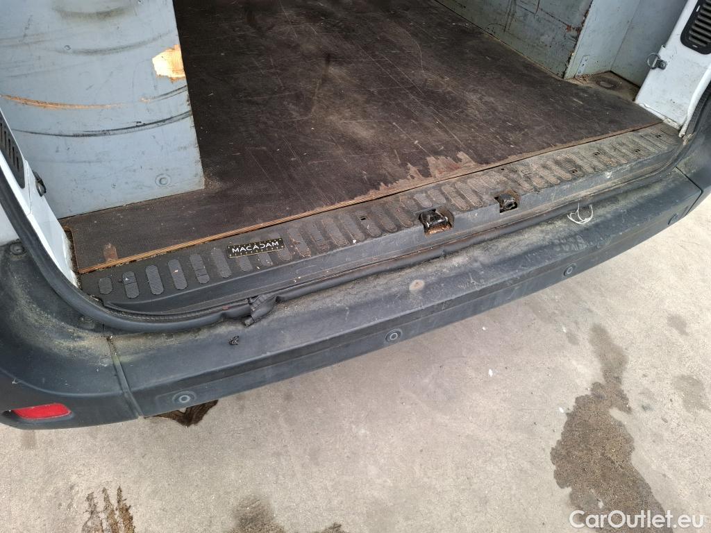  Renault  Master  III Fourgon L2H2 3 5 Grand Confort dCi 130CV BVM6 E6 #36
