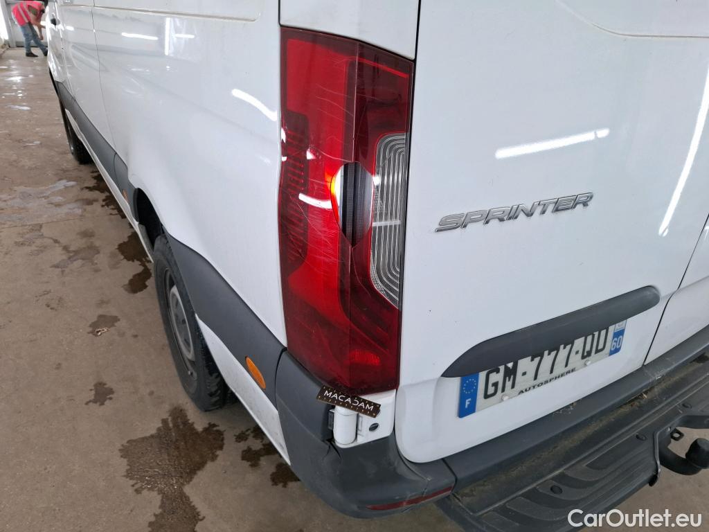  Mercedes  Sprinter MERCEDES-BENZ  / 2018 / 4P / Fourgon tôlé 317 FG 37 3,5t PRO Propu. #26