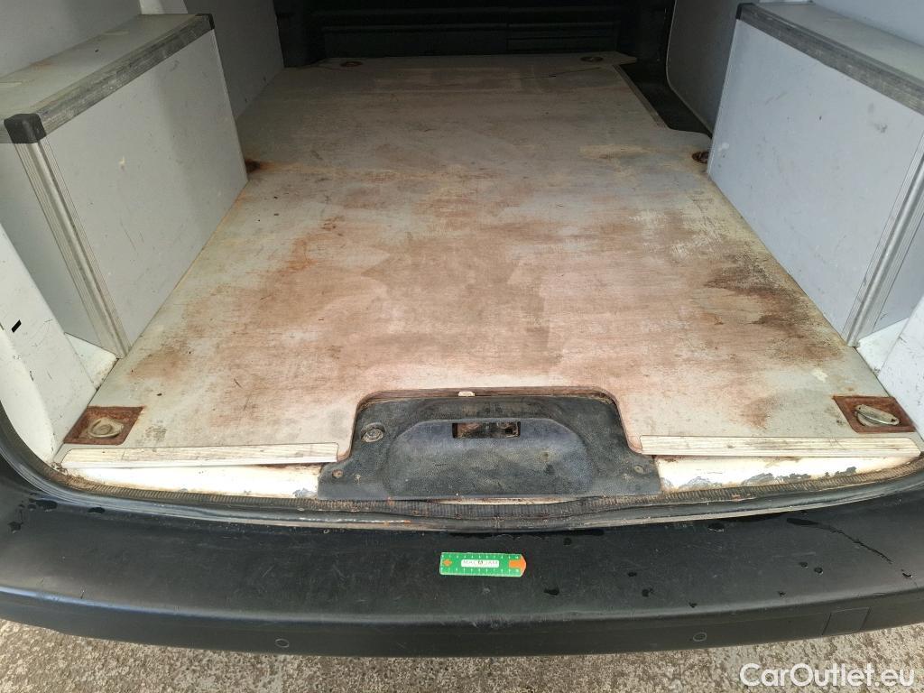  Peugeot  Expert  Fourgon Premium L2 1.5 HDi 120CV BVM6 E6d #33