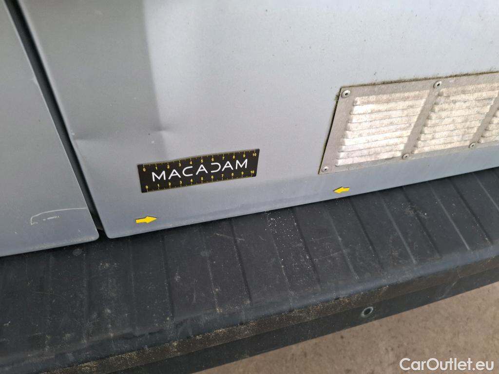 Renault  Trafic RENAULT  / 2019 / 4P / Fourgon tole FG GCF L1H1 1000 Energy dCi 170 EDC #4