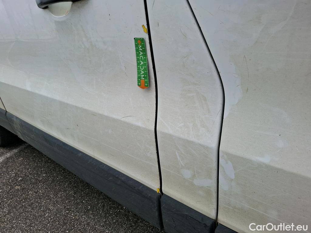  Renault  Trafic  III Fourgon Grand Confort L2H1 1200 1.6 dCi 125CV BVM6 E6 #36