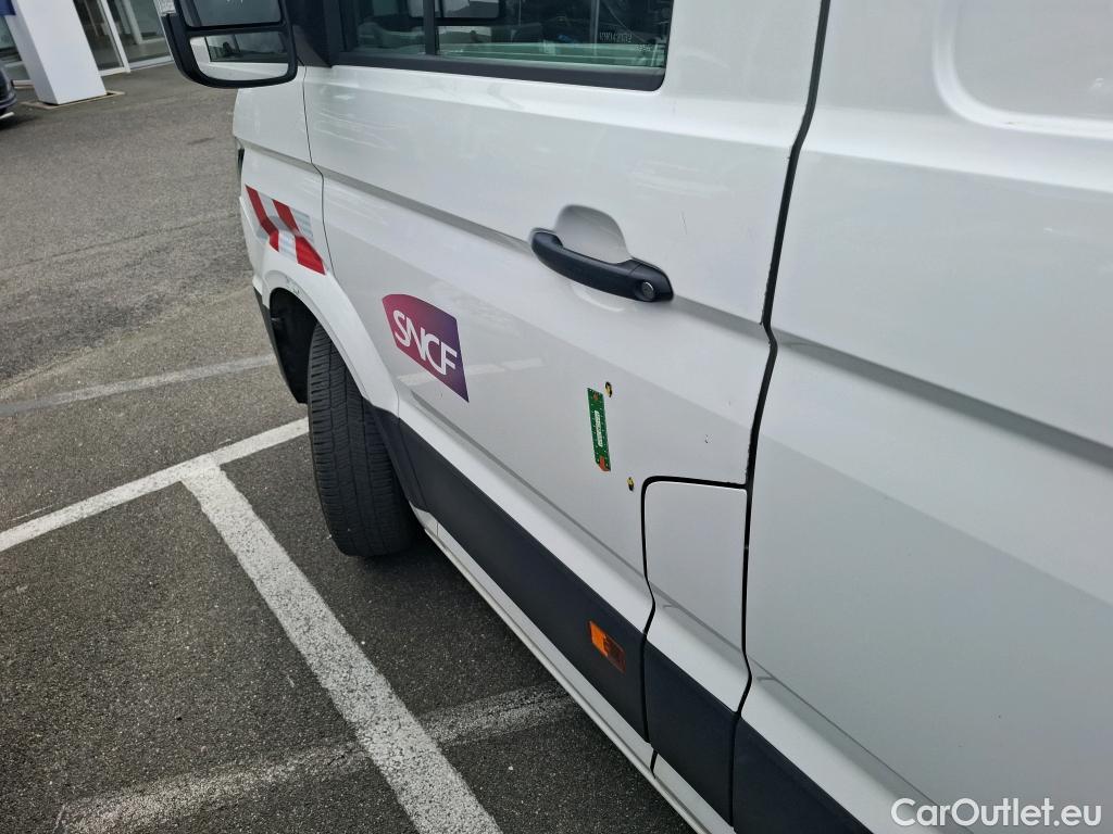  Volkswagen  Crafter  Fourgon Fourgon 35 mittlerer Radstand mit Hochdach FWD 2.0 140CV BVM6 #43