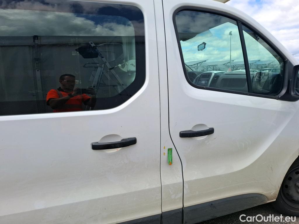  Renault  Trafic  III Fourgon Grand Confort L2H1 1200 1.6 dCi 125CV BVM6 E6 #124