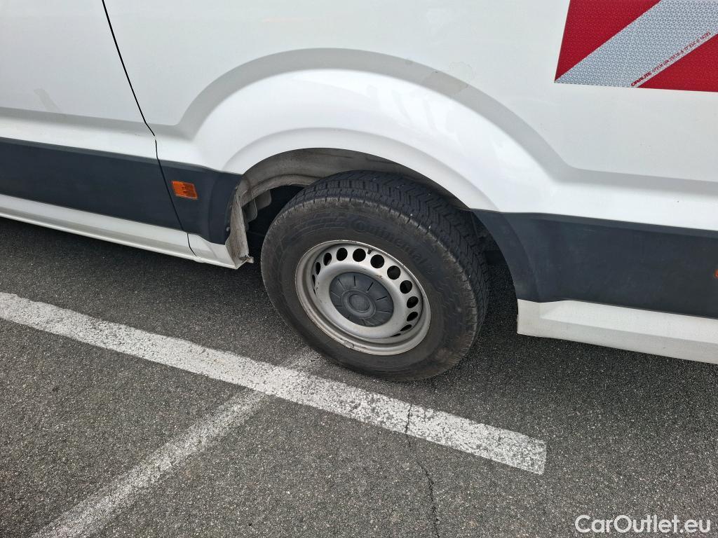  Volkswagen  Crafter  Fourgon Fourgon 35 mittlerer Radstand mit Hochdach FWD 2.0 140CV BVM6 #20