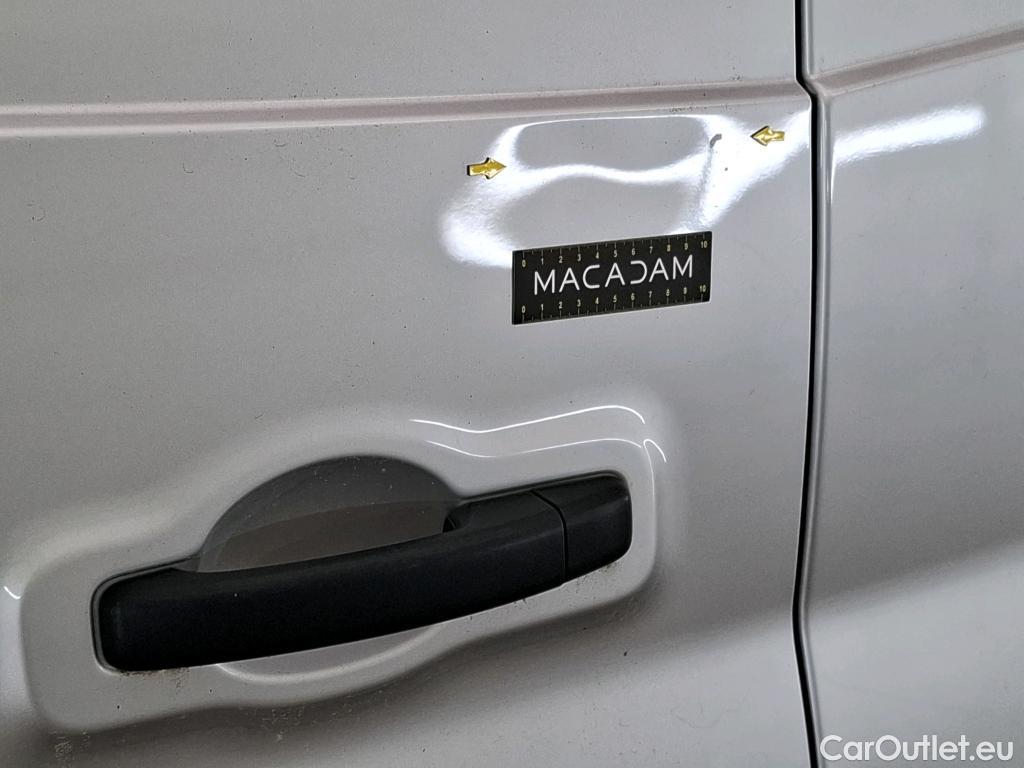 Renault  Trafic RENAULT  / 2019 / 4P / Fourgon tole FG GCF L1H1 1000 Energy dCi 170 EDC #7