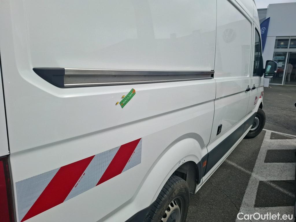  Volkswagen  Crafter  Fourgon Fourgon 35 mittlerer Radstand mit Hochdach FWD 2.0 140CV BVM6 #8
