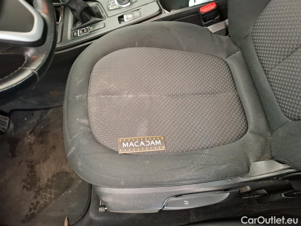  Bmw  X1 Série  sDrive18d Lounge 2.0 150CV BVA8 E6 #38