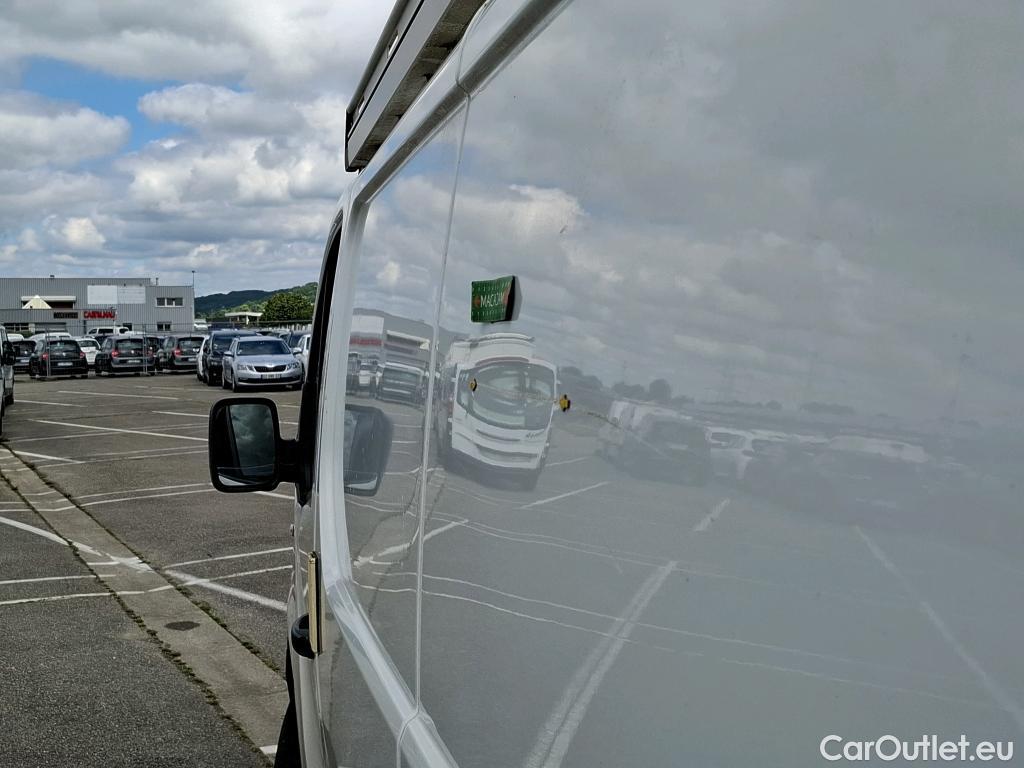  Renault  Trafic  III Fourgon Grand Confort L2H1 1200 1.6 dCi 125CV BVM6 E6 #15