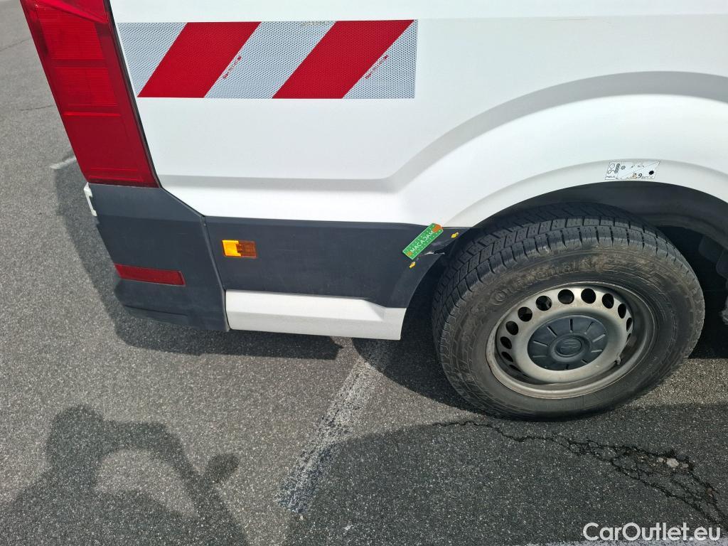  Volkswagen  Crafter  Fourgon Fourgon 35 mittlerer Radstand mit Hochdach FWD 2.0 140CV BVM6 #29