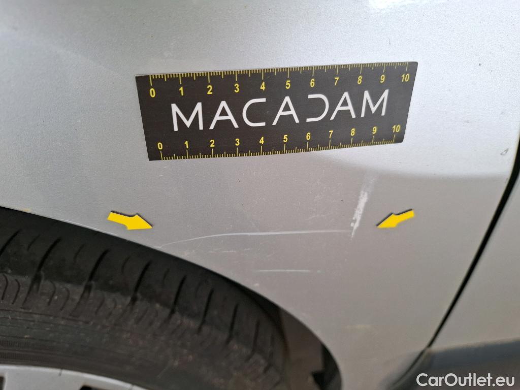  Renault  Trafic RENAULT  / 2019 / 4P / Fourgon tole FG GCF L1H1 1000 Energy dCi 170 EDC #16