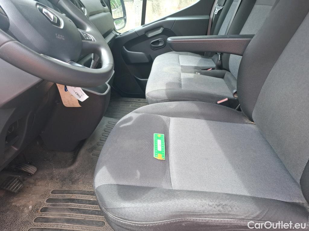  Renault  Master RENAULT  2019 4P Fourgon tôlé FG Tr CF F3500 L3H2 Blue dCi 150BVR #51