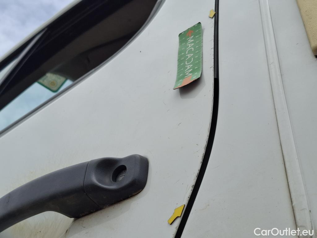  Renault  Trafic  III Fourgon Grand Confort L2H1 1200 1.6 dCi 125CV BVM6 E6 #48