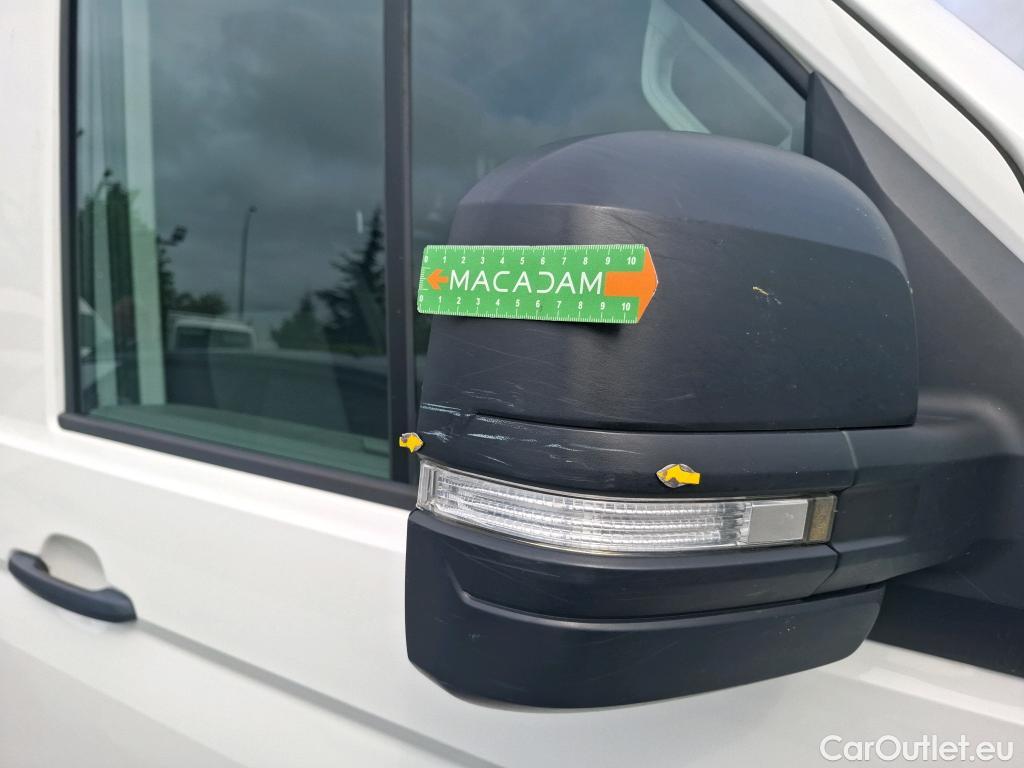  Volkswagen  Crafter  Fourgon Fourgon 35 mittlerer Radstand mit Hochdach FWD 2.0 140CV BVM6 #47