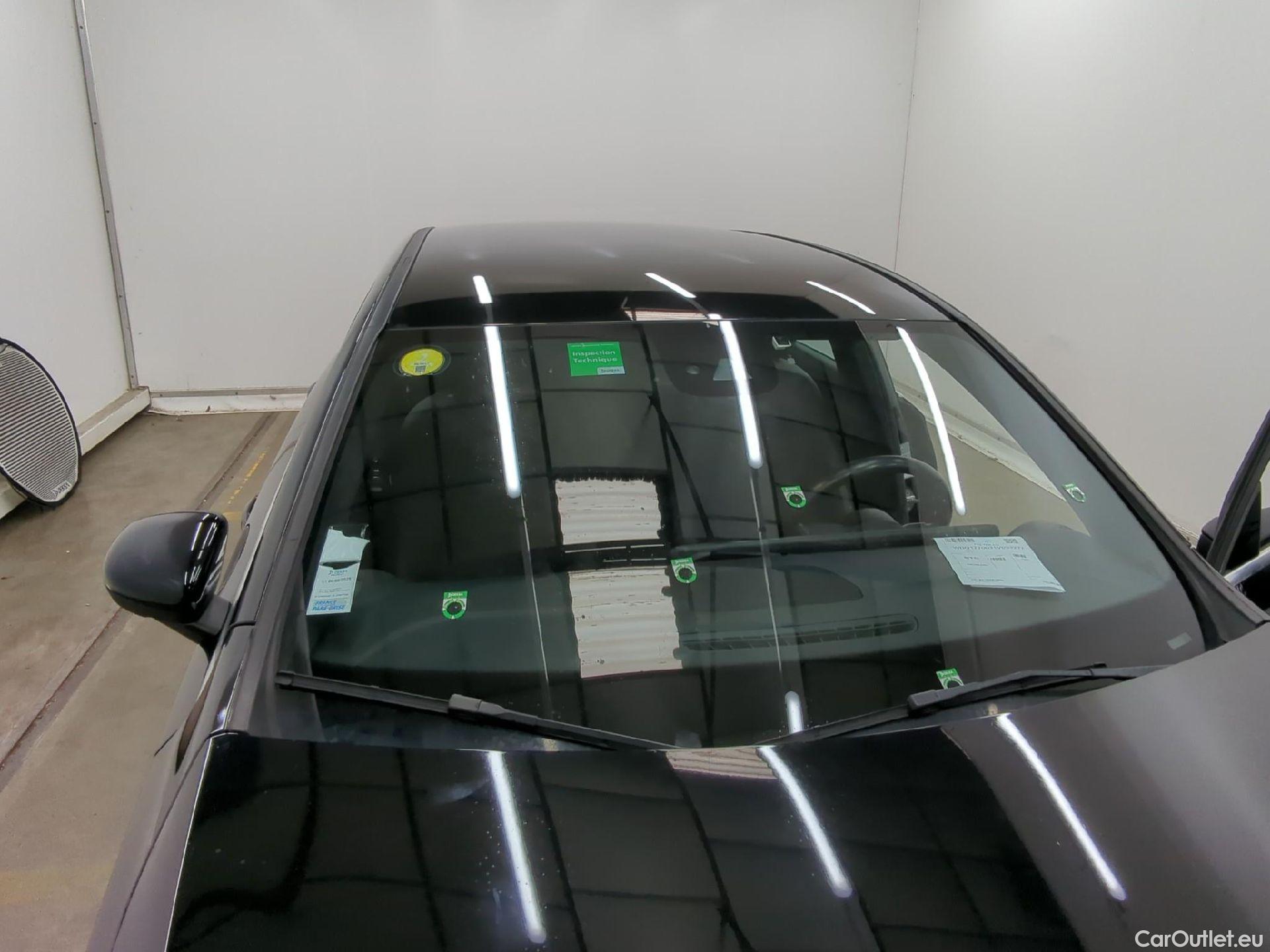  Mercedes  A-Klasse MERCEDES-BENZ Classe A 5p Berline A 180 d Business Line 7G-DCT #41