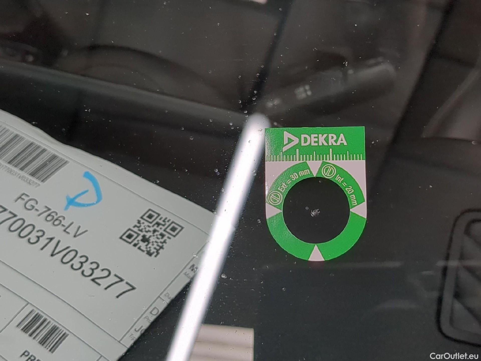  Mercedes  A-Klasse MERCEDES-BENZ Classe A 5p Berline A 180 d Business Line 7G-DCT #36