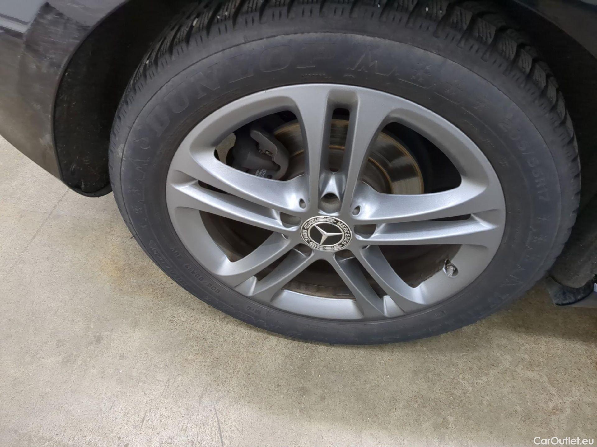  Mercedes  A-Klasse MERCEDES-BENZ Classe A 5p Berline A 180 d Business Line 7G-DCT #4