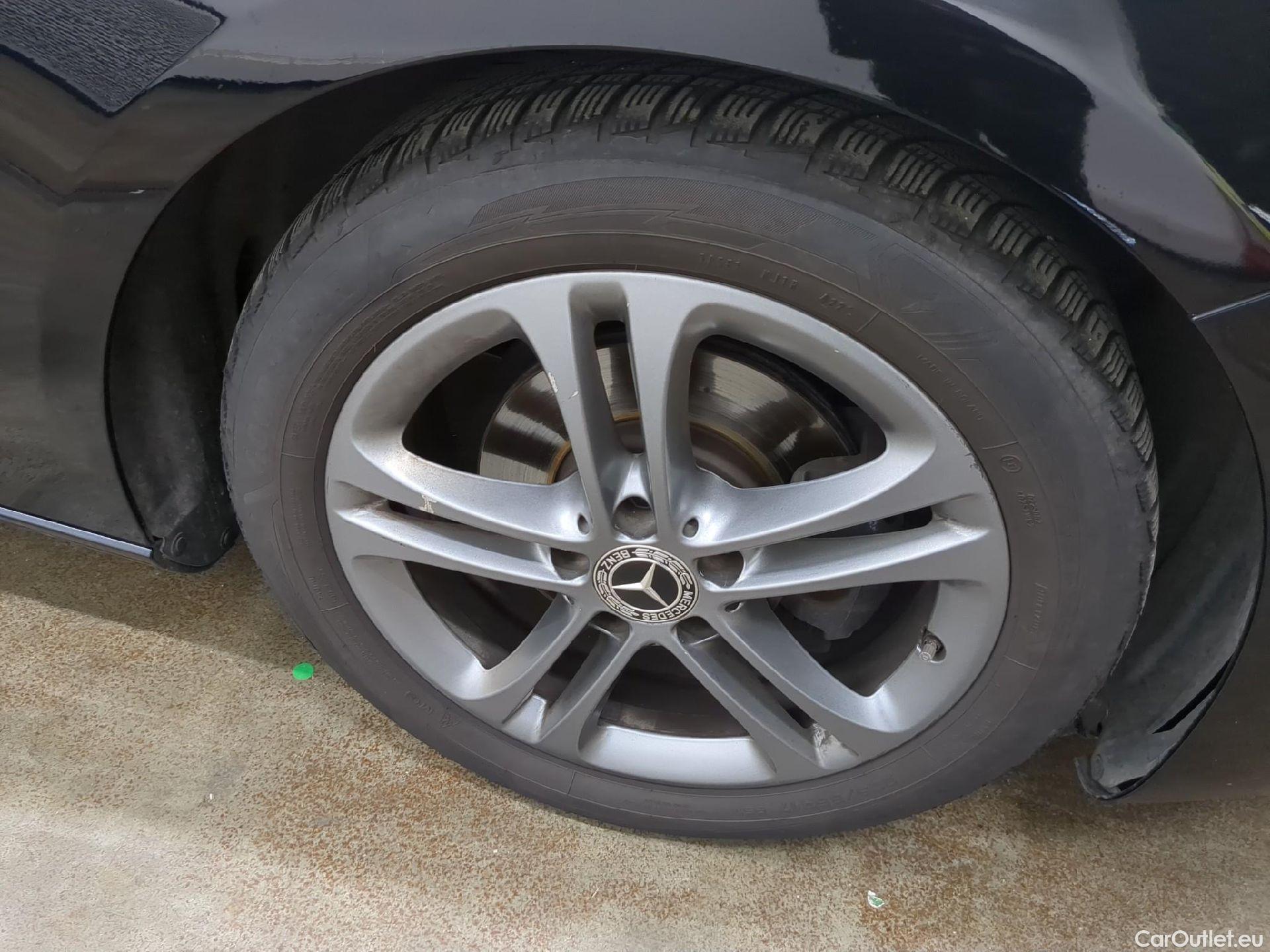  Mercedes  A-Klasse MERCEDES-BENZ Classe A 5p Berline A 180 d Business Line 7G-DCT #6